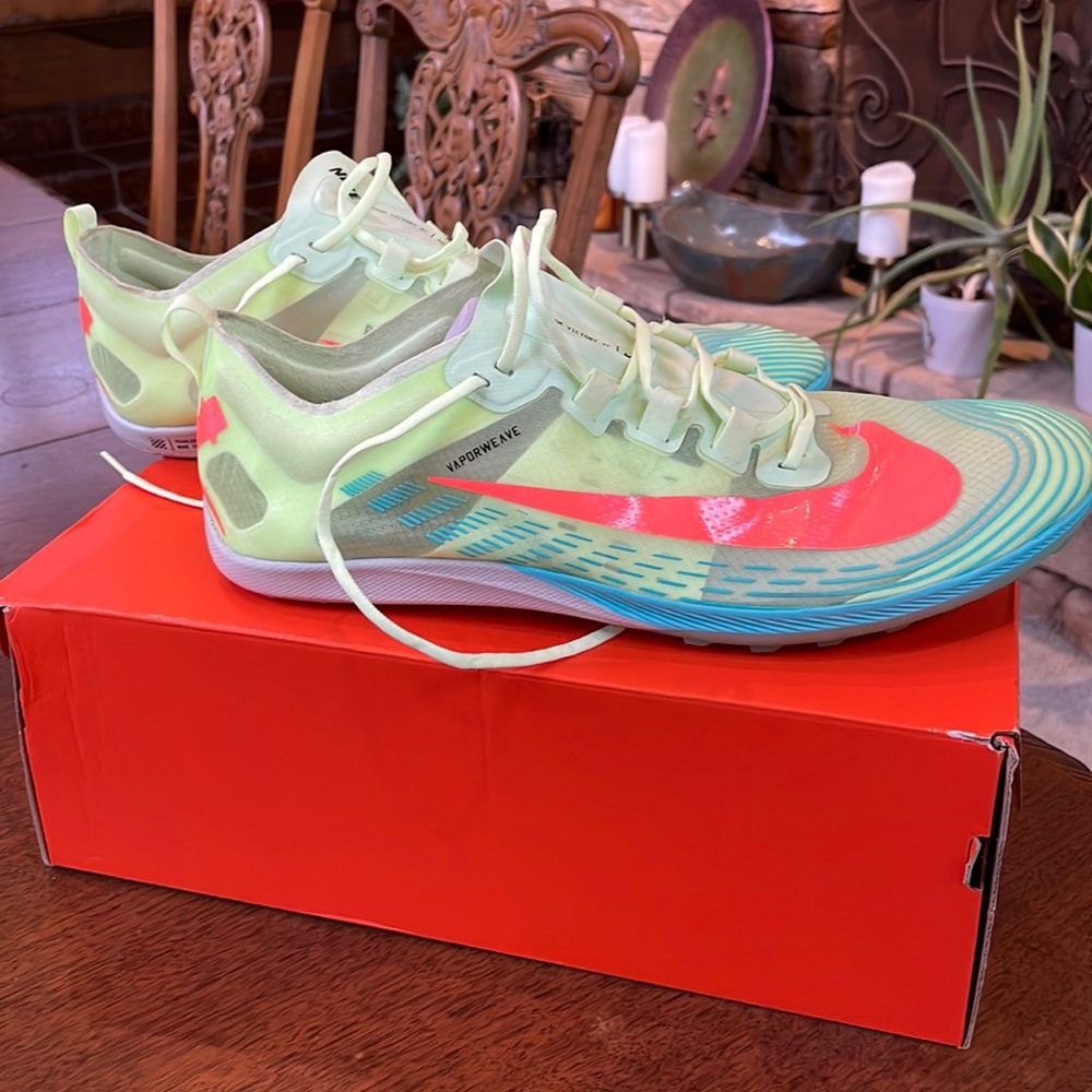 Men’s Nike - Zoom Victory Waffles 5